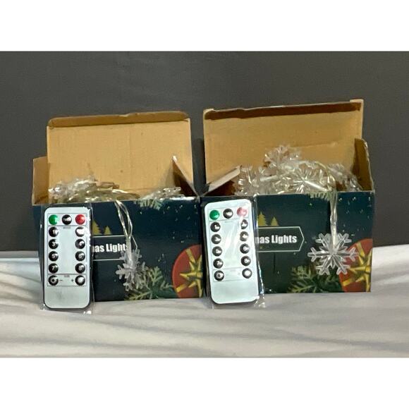 2 NIB Christmas 40 Snowflakes Remote Control LED Lights Cool White  Clear Wire - Picture 1 of 8